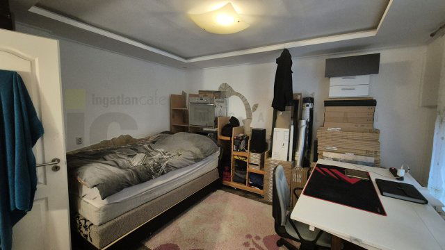 Eladó családi ház, Szegeden 35 M Ft, 2 szobás