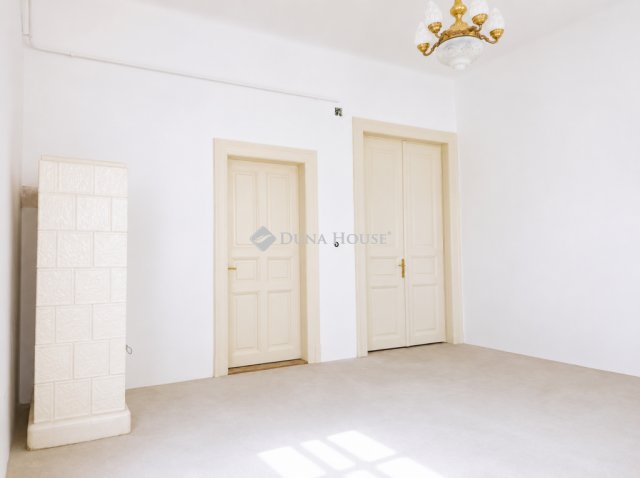 Eladó téglalakás, Budapesten, XVI. kerületben 64.9 M Ft