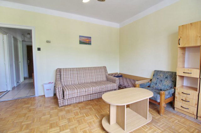 Kiadó panellakás, albérlet, Debrecenben 260 E Ft / hó, 3 szobás