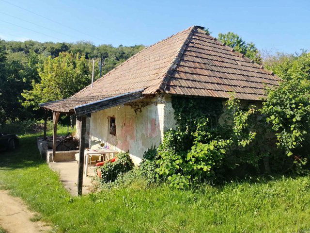 Eladó mezogazdasagi ingatlan, Lesenceistvándon 15 M Ft, 1 szobás