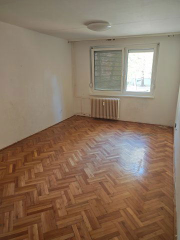 Eladó panellakás, Nyíregyházán 32.9 M Ft, 2 szobás