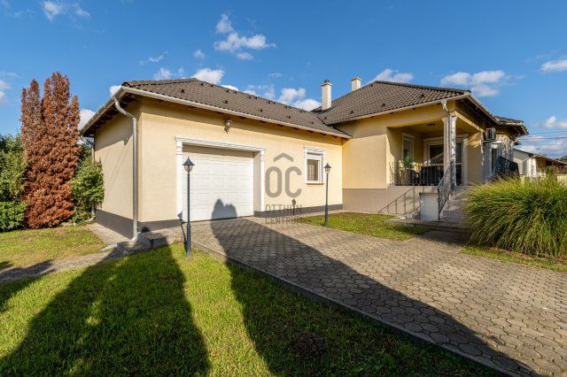 Eladó családi ház, Pásztón 89 M Ft, 5 szobás