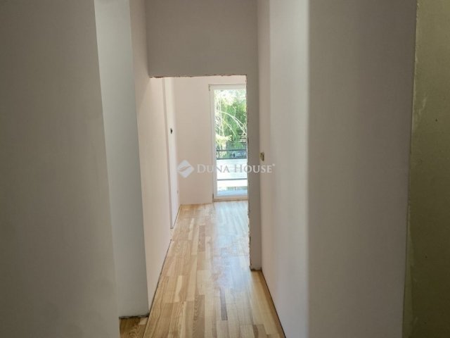 Eladó téglalakás, Budapesten, II. kerületben 120 M Ft, 2 szobás