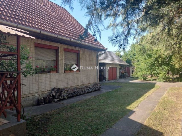 Eladó családi ház, Kiskőrösön 55 M Ft, 5 szobás