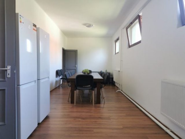 Kiadó családi ház, albérlet, Hejőkeresztúron 1200 E Ft / hó