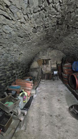 Eladó nyaraló, Pécselyen 27 M Ft, 4 szobás