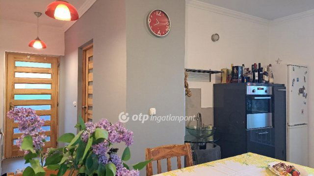 Eladó családi ház, Solymáron 182 M Ft, 4+1 szobás