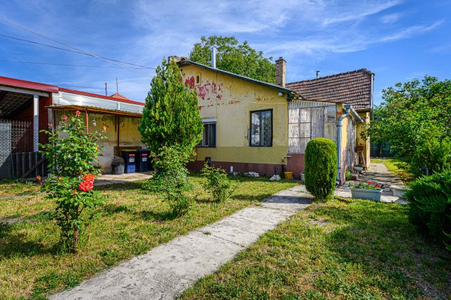 Eladó családi ház, Budapesten, XXI. kerületben 45 M Ft, 2 szobás
