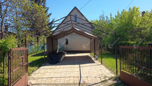 Eladó családi ház, Szegeden 52.5 M Ft, 2 szobás