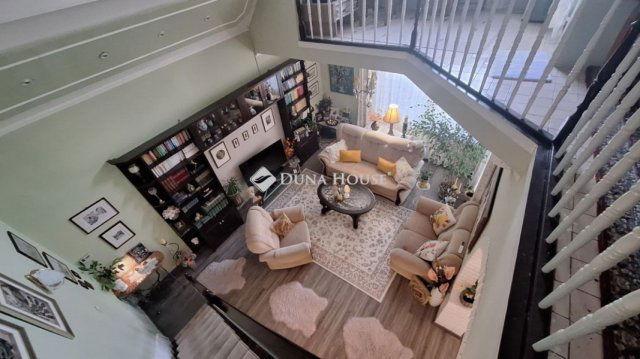 Eladó családi ház, Rácalmáson 79.9 M Ft, 4 szobás