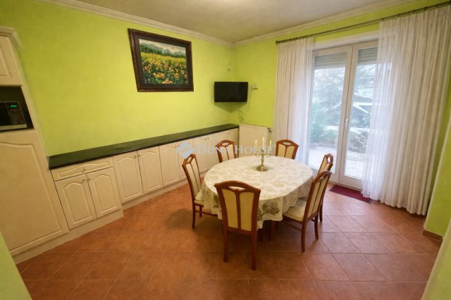 Eladó családi ház, Budapesten, XVI. kerületben 195 M Ft