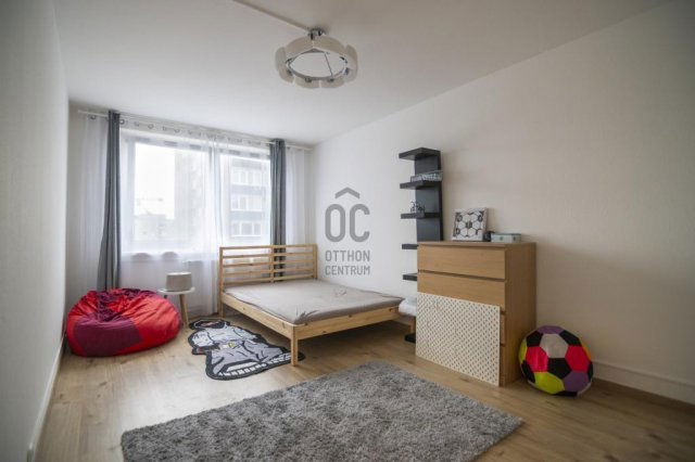 Eladó panellakás, Budapesten, III. kerületben 79.9 M Ft, 3 szobás