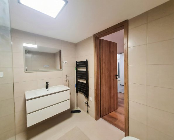 Eladó téglalakás, Budapesten, VI. kerületben, Király utcában