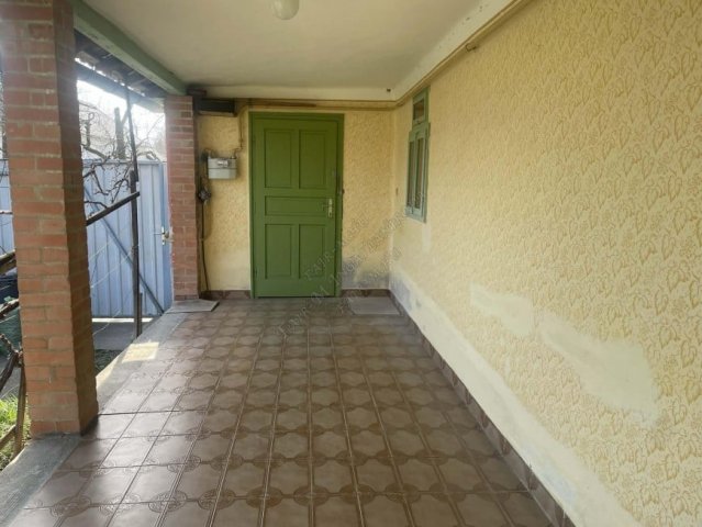 Eladó családi ház, Szentesen 25.5 M Ft, 2 szobás