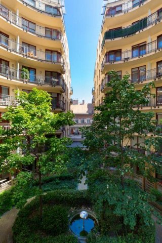 Kiadó téglalakás, albérlet, Budapesten, VI. kerületben