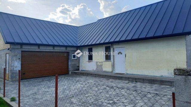 Eladó családi ház, Inárcson 54.5 M Ft, 3 szobás