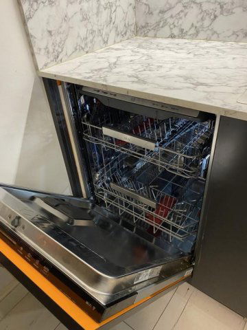 Eladó téglalakás, Budapesten, VI. kerületben 99 M Ft, 2 szobás