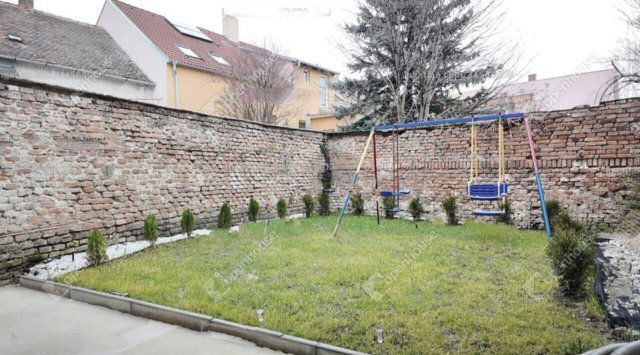 Eladó sorház, Sopronban 91.5 M Ft, 4 szobás