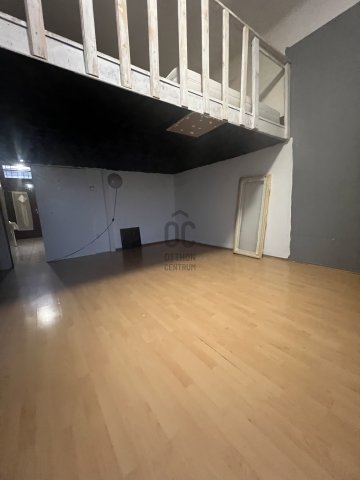 Eladó téglalakás, Budapesten, VIII. kerületben 32 M Ft, 1 szobás