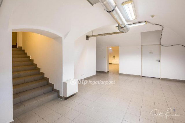 Eladó családi ház, Budapesten, IX. kerületben 907.12 M Ft