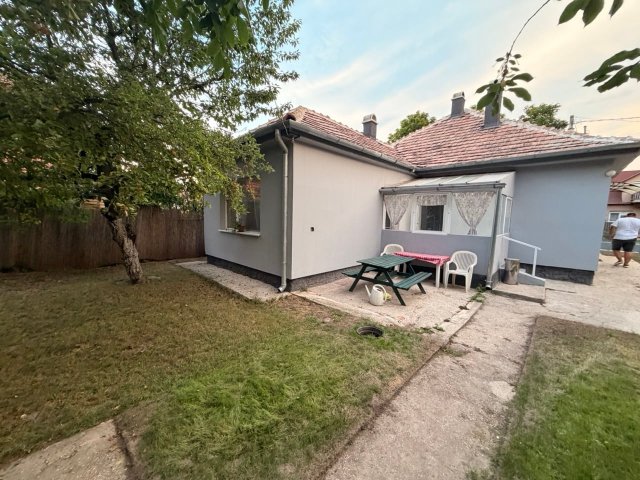 Eladó családi ház, Gödön 89 M Ft, 3 szobás