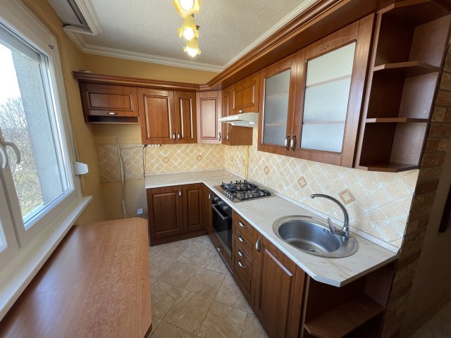 Eladó téglalakás, Nyíregyházán 52.4 M Ft, 1+2 szobás