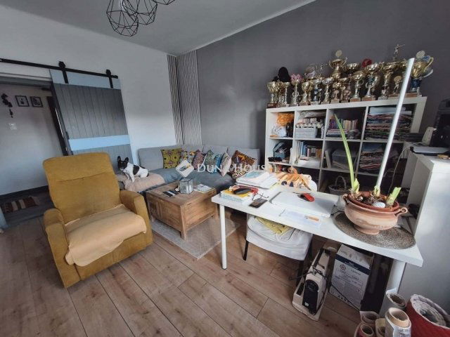 Eladó családi ház, Pécsett 86.9 M Ft, 3 szobás