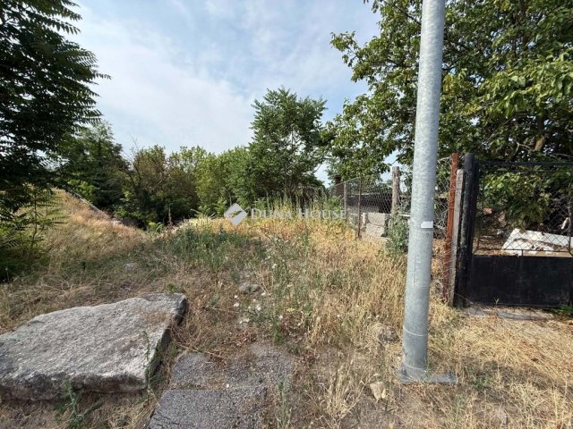 Eladó telek, Pátyon, Burgondia utcában 5 M Ft