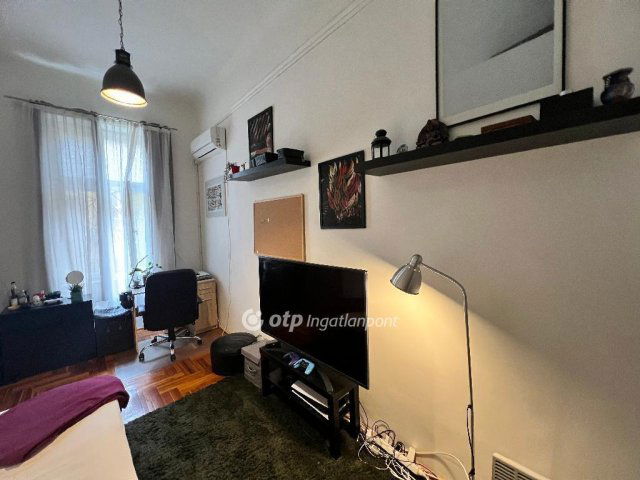 Eladó téglalakás, Budapesten, VIII. kerületben 49.5 M Ft