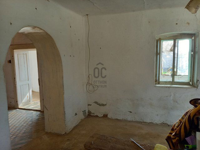 Eladó családi ház, Felsőszentivánon 4.7 M Ft, 4 szobás