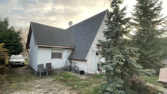 Eladó családi ház, Délegyházán 37.9 M Ft, 5 szobás