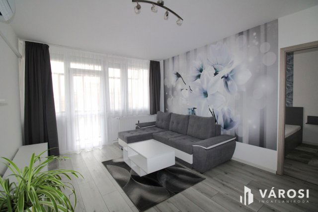 Eladó panellakás, Budapesten, VIII. kerületben 72.9 M Ft