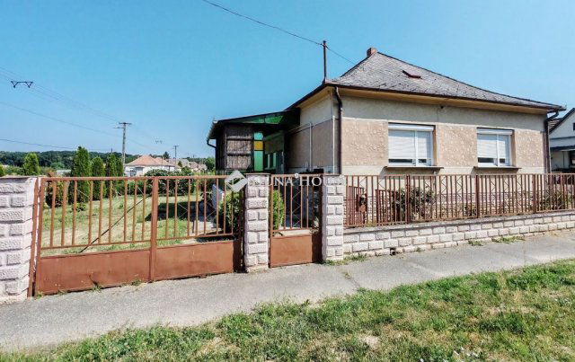 Eladó családi ház, Berzencén 20.5 M Ft, 2 szobás