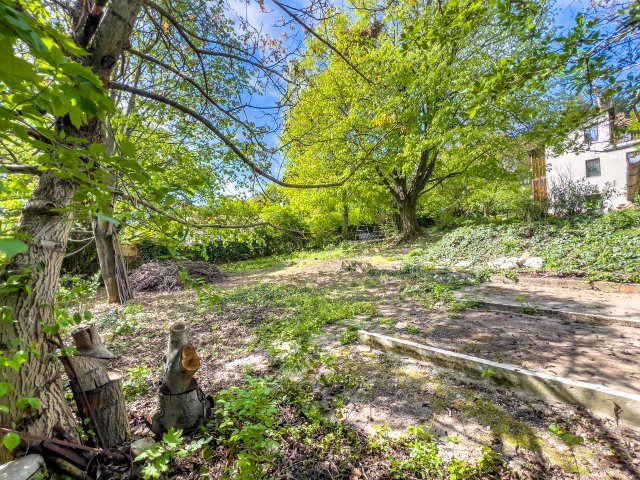 Eladó telek, Budapesten, II. kerületben, Gyulai Pál utcában