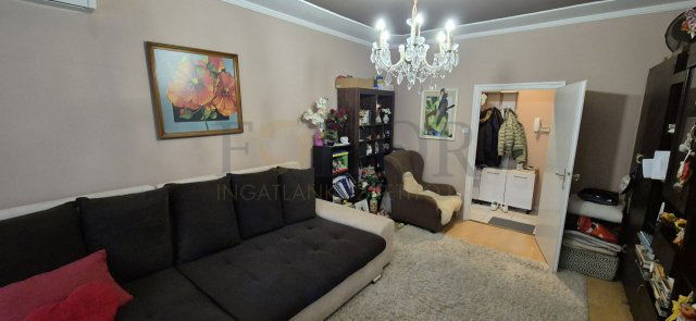 Eladó téglalakás, Budapesten, XVIII. kerületben, Dolgozó úton