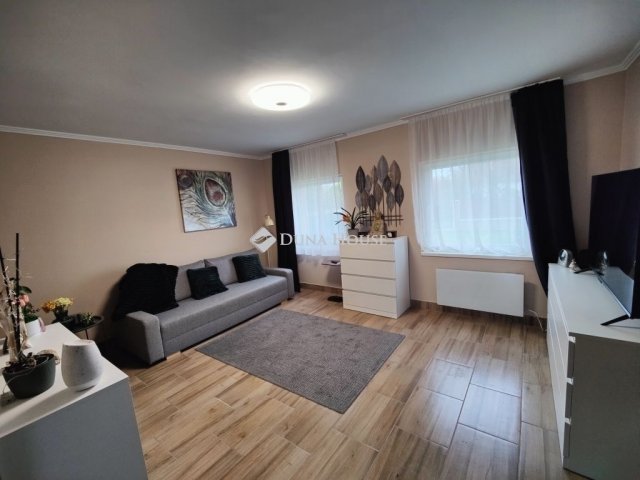Eladó családi ház, Dömsödön 56.9 M Ft, 3 szobás