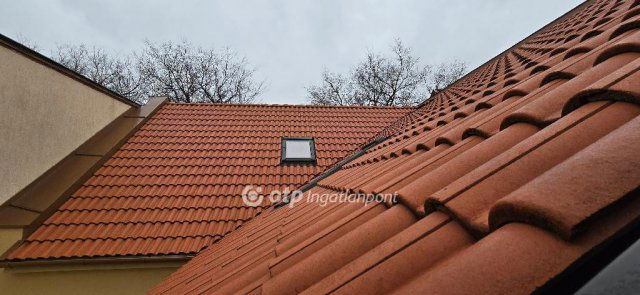 Eladó családi ház, Debrecenben 180 M Ft, 3 szobás