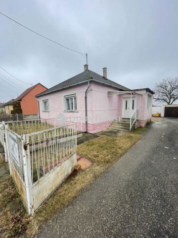 Eladó családi ház, Nagyszentjánoson 33.6 M Ft, 3 szobás