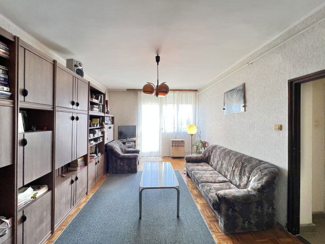 Eladó téglalakás, Kaposváron, Honvéd utcában 27.9 M Ft