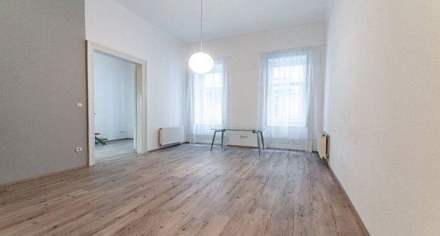 Kiadó téglalakás, albérlet, VI. kerületben, Székely Bertalan utcában