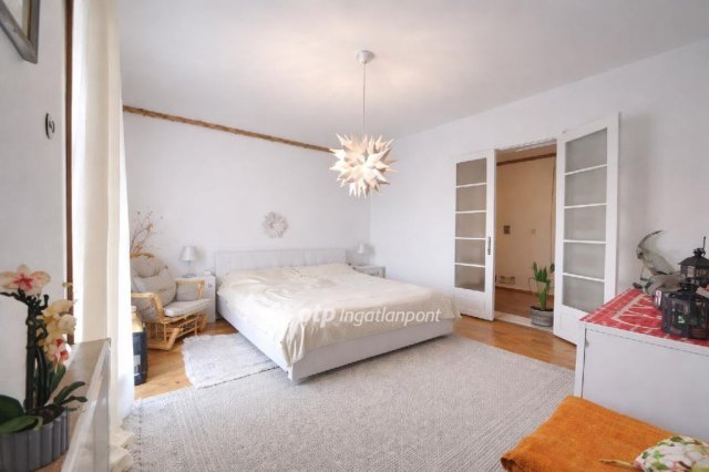 Eladó családi ház, Bugyin 94.9 M Ft, 3+1 szobás