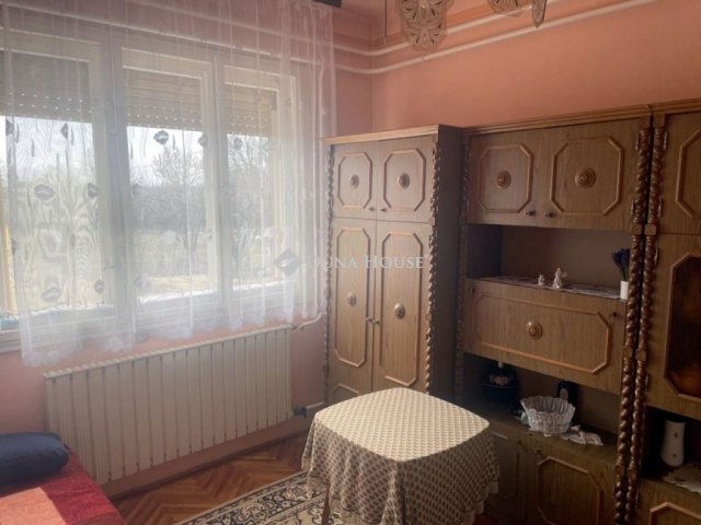 Eladó családi ház, Székelyen 25.9 M Ft, 3 szobás