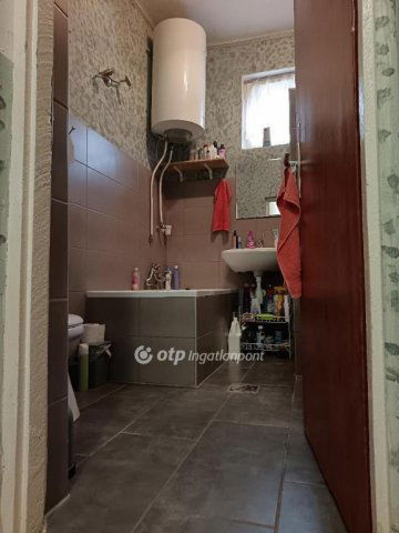 Eladó családi ház, Hajdúszoboszlón 44 M Ft, 1+1 szobás