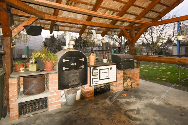 Eladó családi ház, Domaszéken 94.99 M Ft, 4 szobás