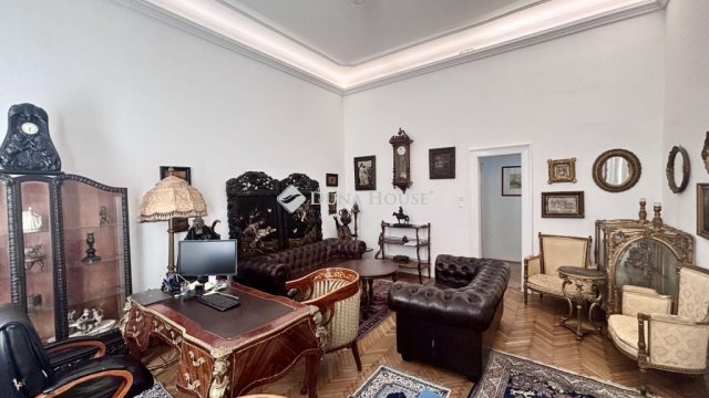 Eladó téglalakás, Budapesten, V. kerületben 165 M Ft, 4 szobás