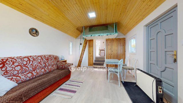 Eladó nyaraló, Miskolcon 25 M Ft, 2 szobás / költözzbe.hu