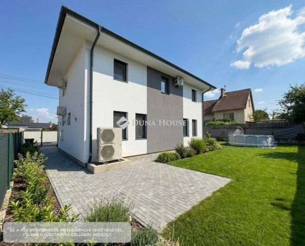 Eladó családi ház, Budapesten, XVII. kerületben 219 M Ft