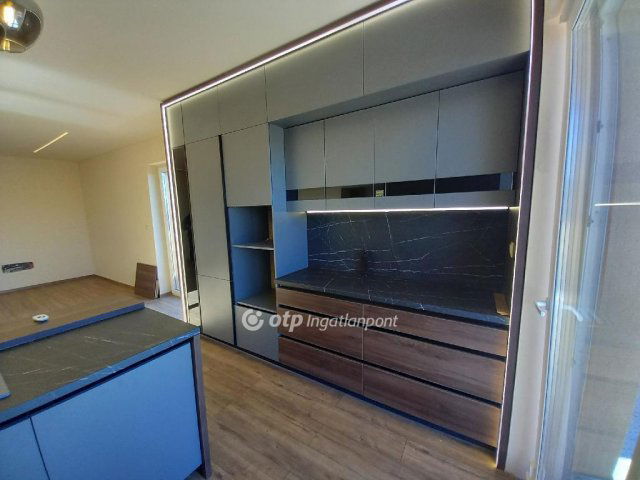 Eladó családi ház, Debrecenben 129 M Ft, 4 szobás