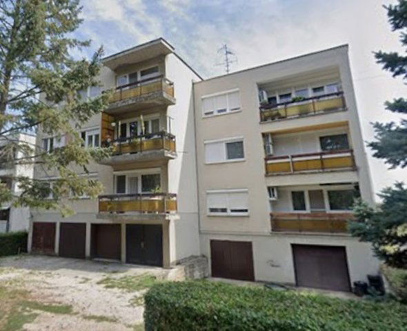 Eladó panellakás, Herceghalomon 55 M Ft, 3 szobás