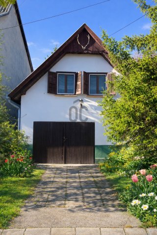 Eladó családi ház, Dorogon 64.9 M Ft, 2 szobás